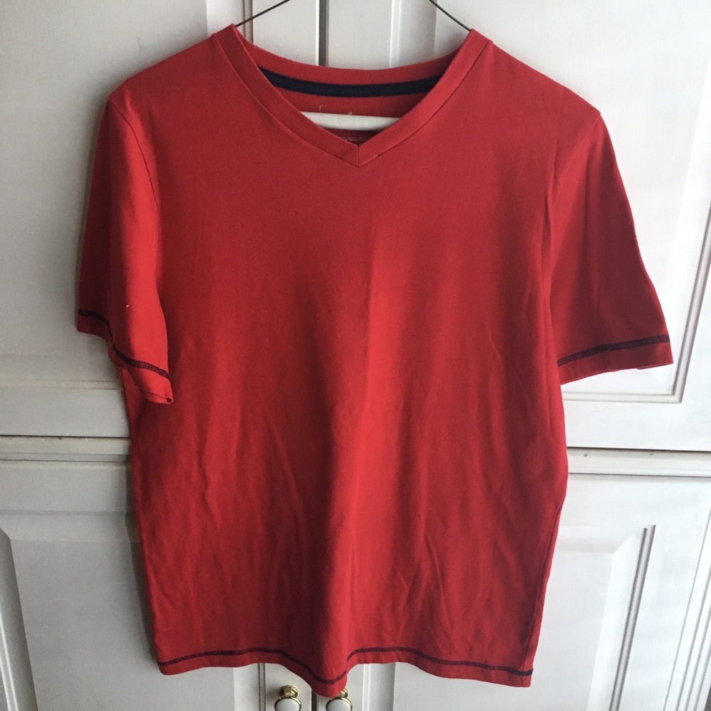 Boys xl Urban Pipeline red tshirt